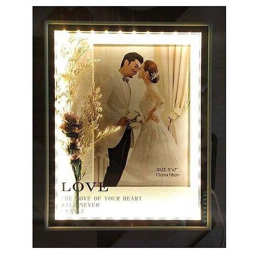 Amazon.com - VEELU Personalized Photo Collage Frame 3D Rotatable Crystal  Cube Custom Multi Picture Frame DIY Wedding Photo Frame Personalized  Keepsake Gift for Wedding Gifts Home Decoration Family Love Friends